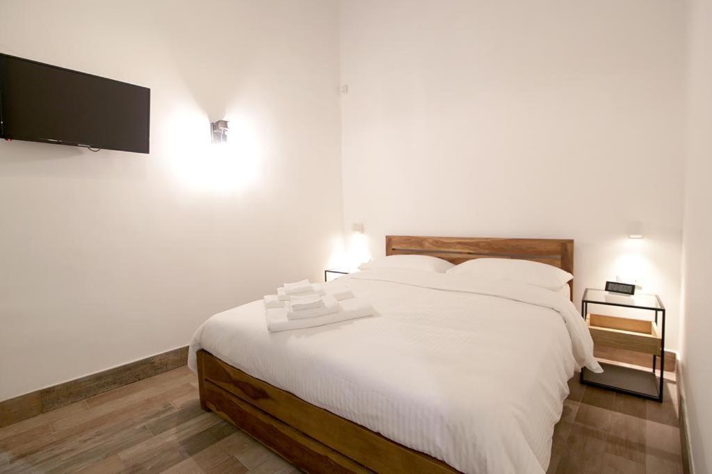 Antica Residenza Fusco Hotel Naples Exterior photo
