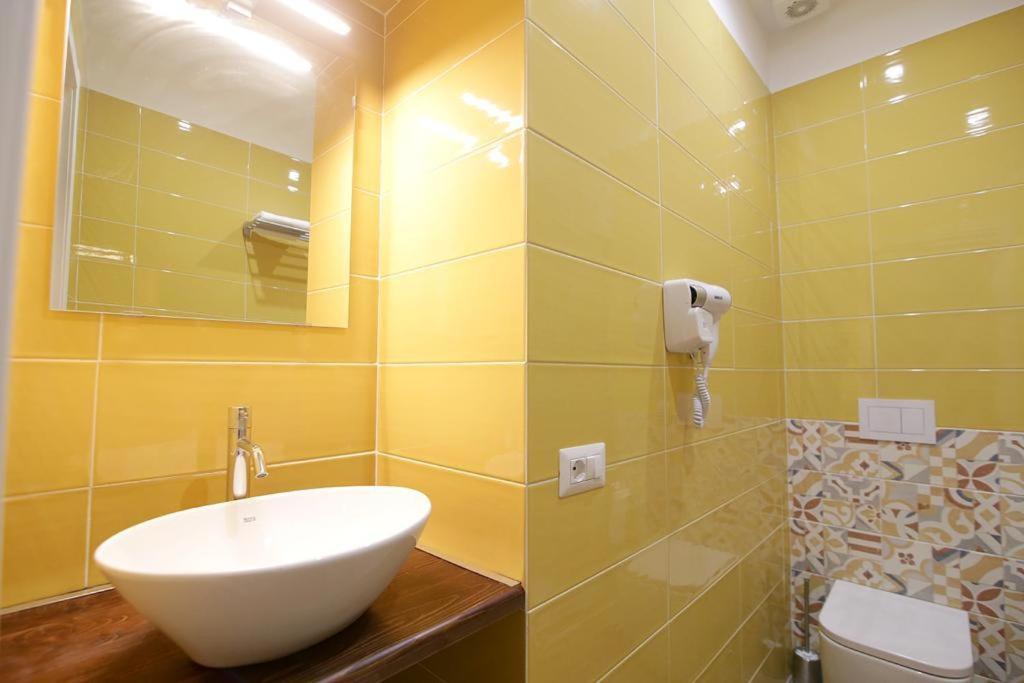 Antica Residenza Fusco Hotel Naples Exterior photo